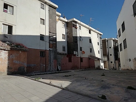 La Junta adjudica por 1,3 millones la rehabilitación de un edificio de 76 viviendas públicas en Motril