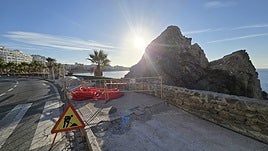 Obras en la playa sexitana.