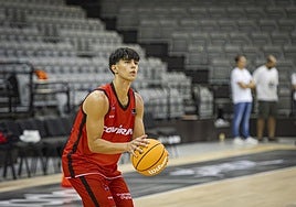 Álvaro Fernández, Mena II, vuelve a aparecer en la mente de Ramón Díaz en caso de lesión de un base o emergencia.