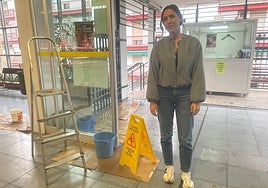 La 'popular' Elena Araque en el mercado.