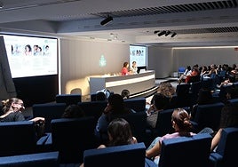 La jornada de trabajo reunió a profesionales y universitarios en el hospital de San Rafael.
