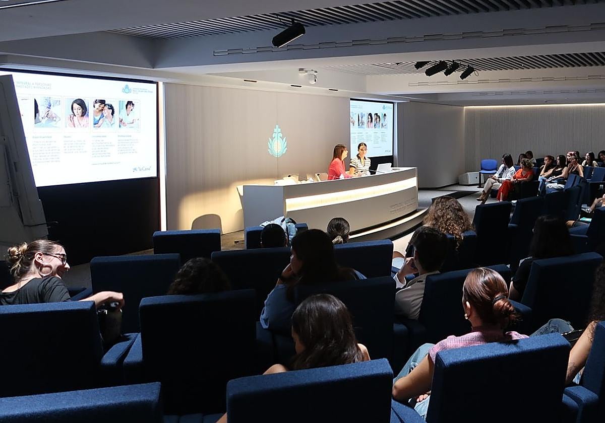 La jornada de trabajo reunió a profesionales y universitarios en el hospital de San Rafael.