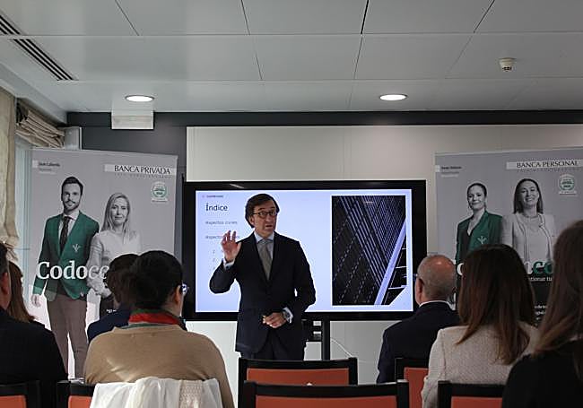 Luis Bravo, socio de Cuatrecasas, durante su intervención.