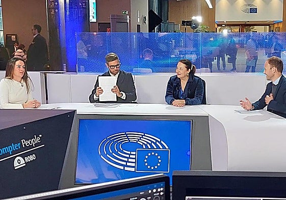 Aránzazu Martín defiende en el Parlamento Europeo los intereses de los agricultores almerienses