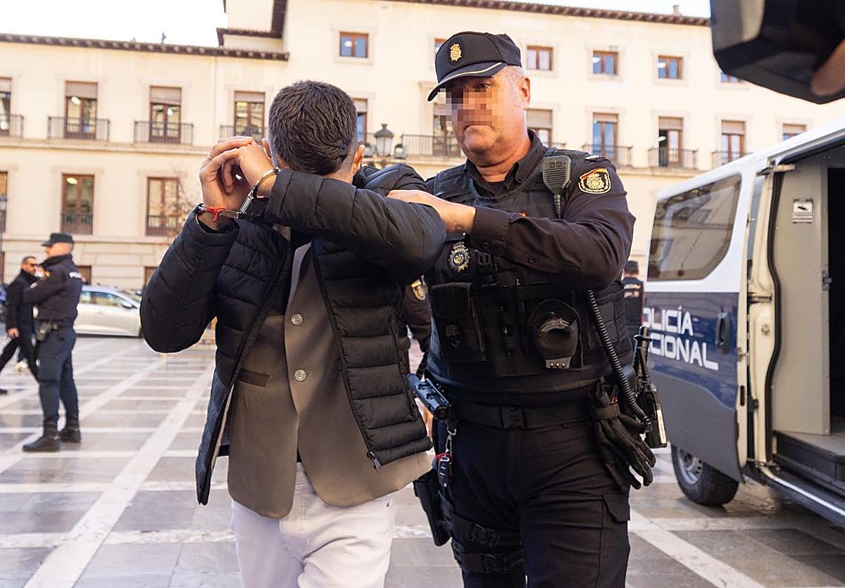 Imagen de archivo de la llegada de los acusados a la Audiencia Provincial.