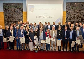 El Colegio de Médicos de Almería celebra el acto homenaje a los Colegiados Honoríficos