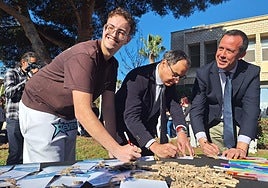 El subdelegado del Gobierno, José María Martín y el rector de la UAL, José Joaquín Céspedes durante el acto