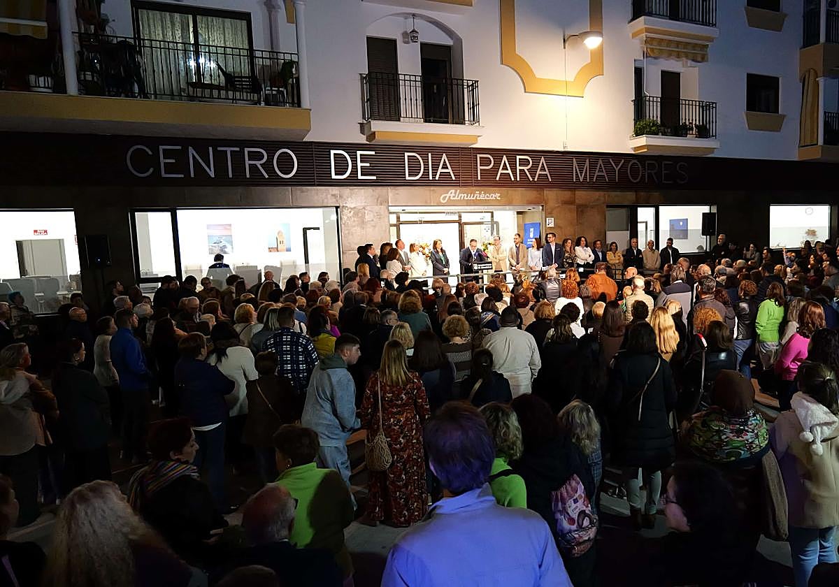 Almuñécar inaugura su primer Centro de Día para Mayores Municipal