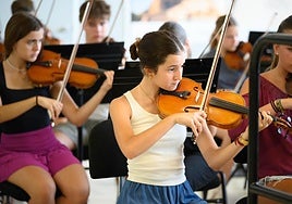 La Orquesta Joven de Almería celebra este fin de semana dos conciertos de su gira navideña