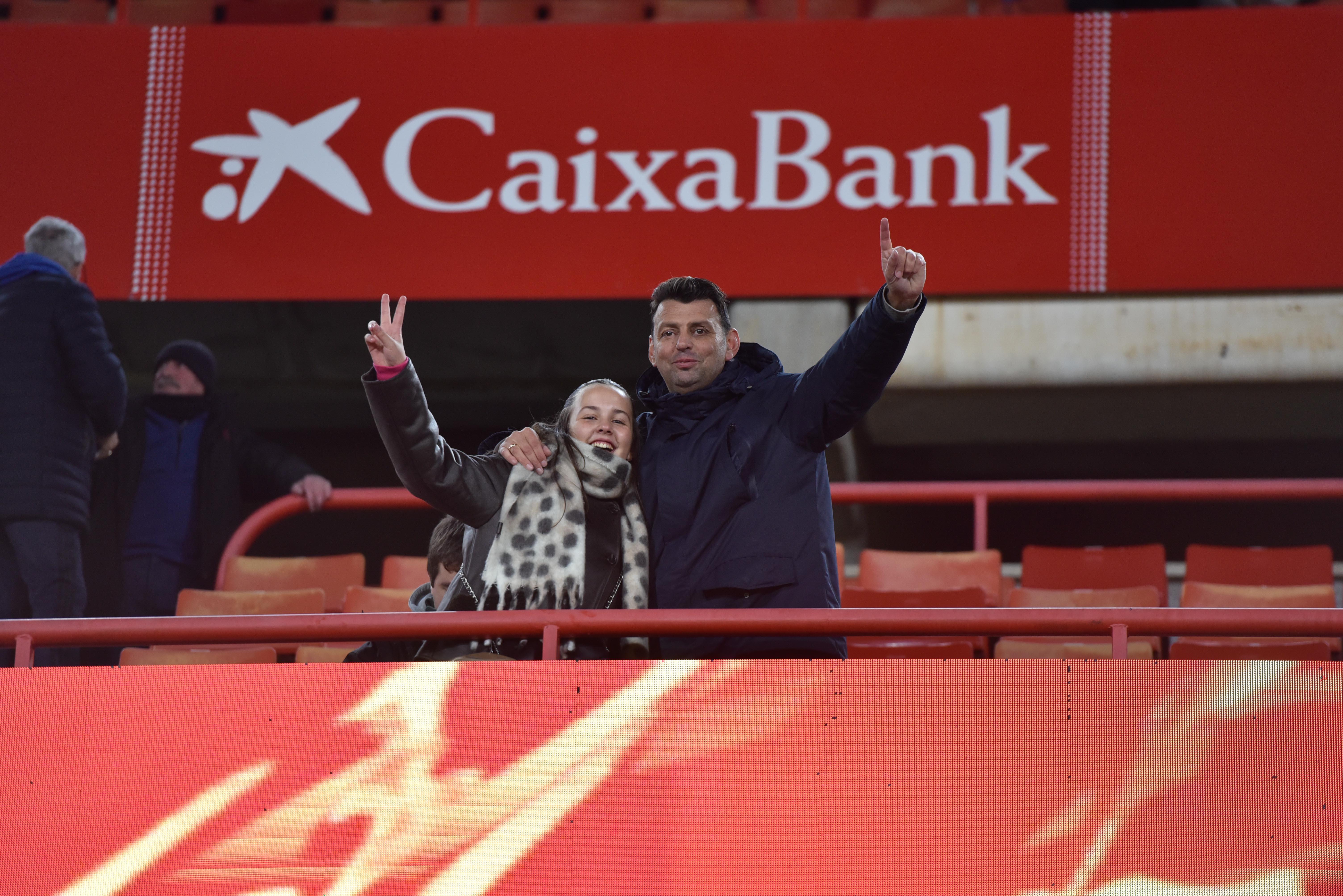 Búscate en la grada de Los Cármenes en el Granada-Córdoba