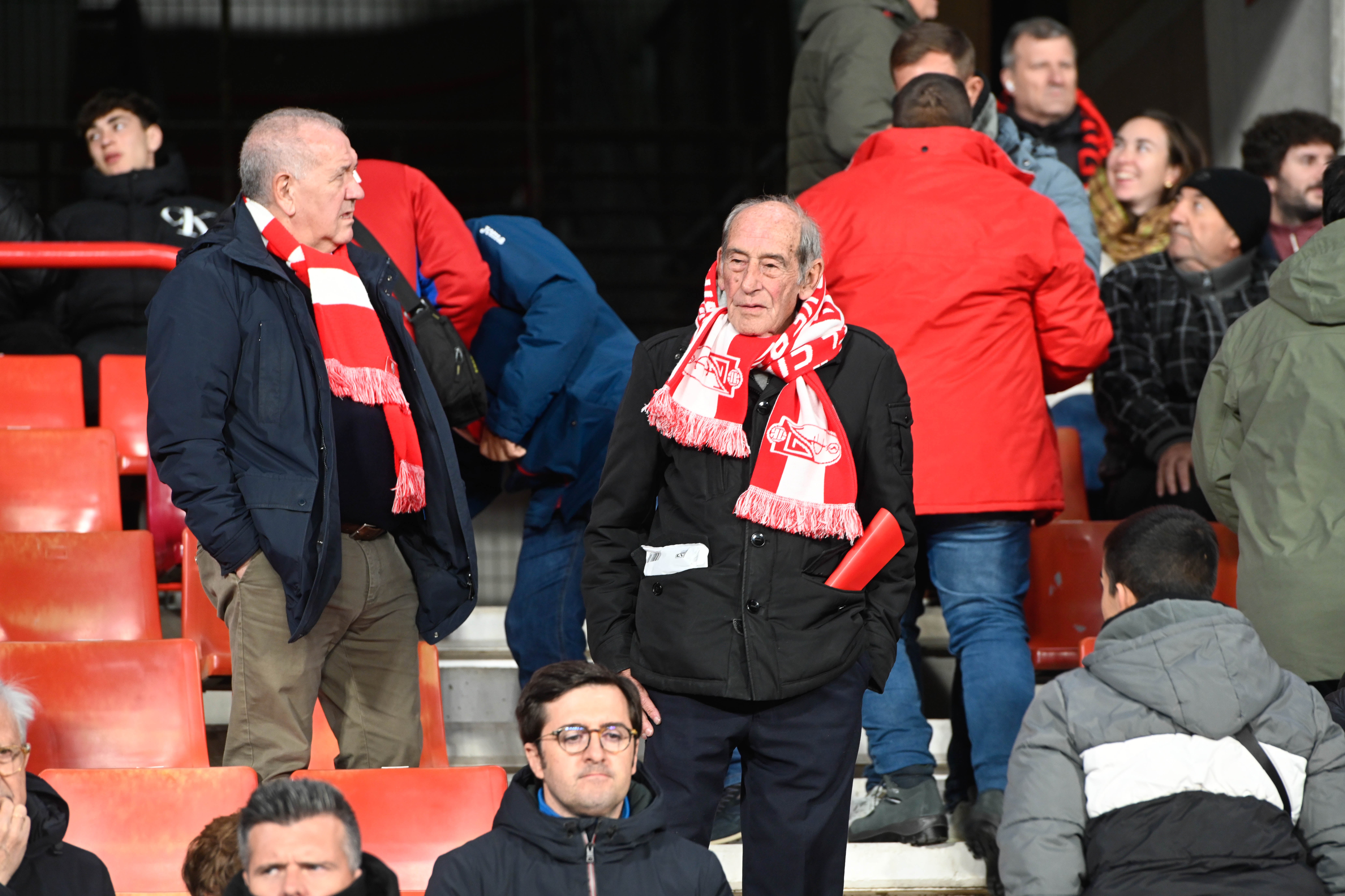 Búscate en la grada de Los Cármenes en el Granada-Córdoba