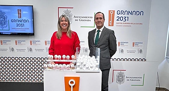 «Queremos que los niños y niñas vivan la magia de la Cabalgata desde dentro en este momento decisivo para Granada 2031», destaca Carolina Amate, concejala de Fiestas Mayores.