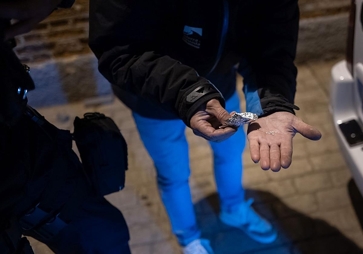 Imagen principal - Consumo de heroína en Granada.