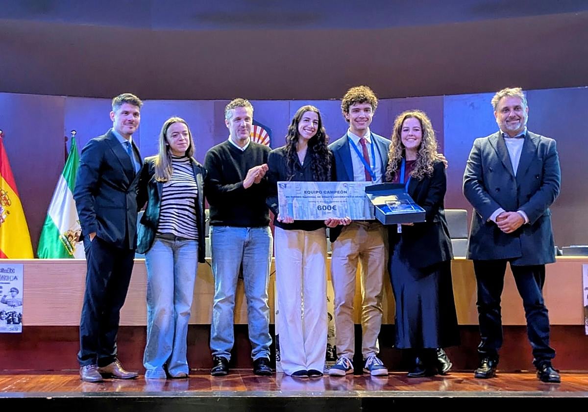La Universidad de Granada, campeona del duodécimo torneo nacional de debate