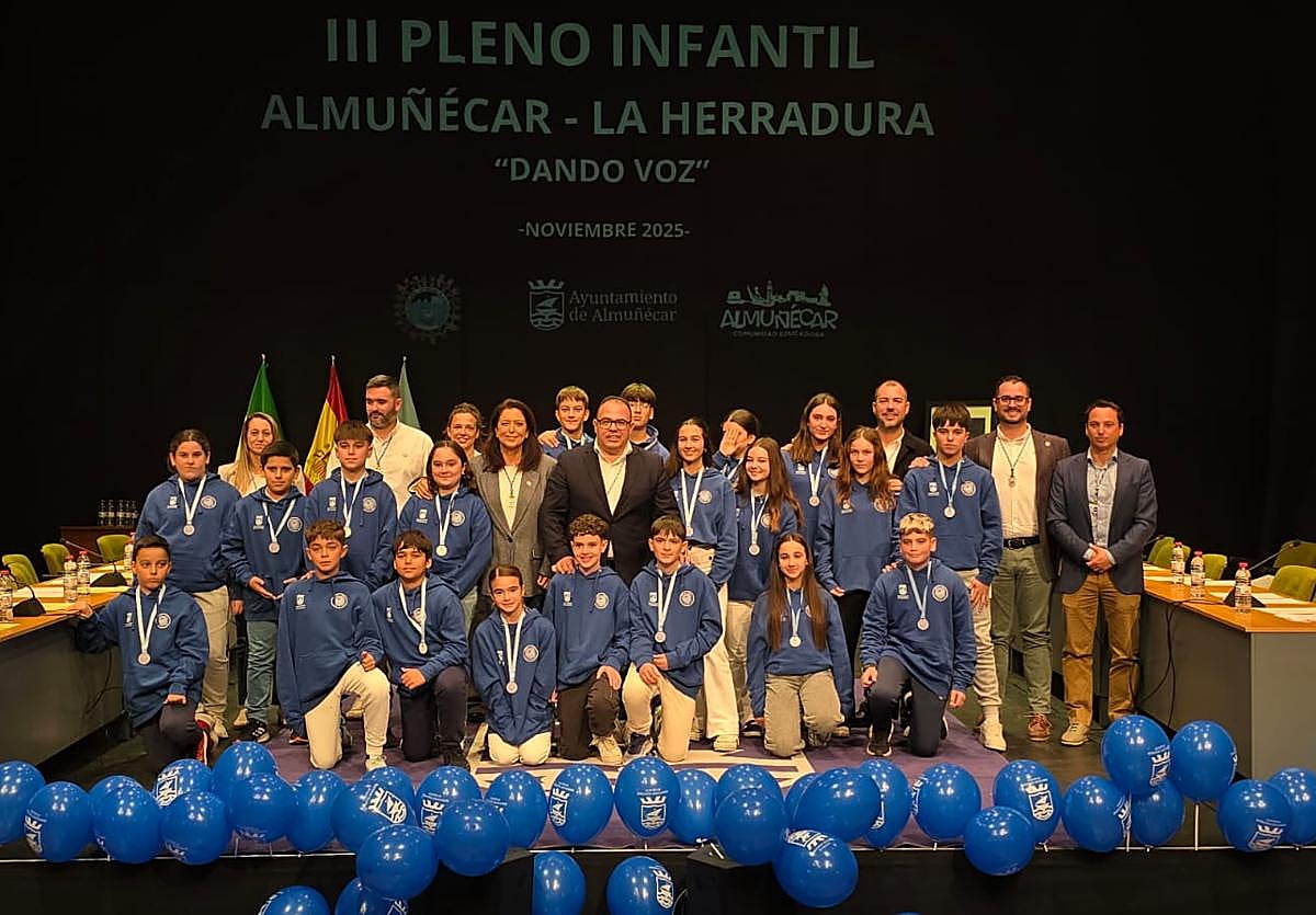 Almuñécar celebra su III Pleno de la Infancia con una apuesta clara por la protección y seguridad de los menores en el entorno digital