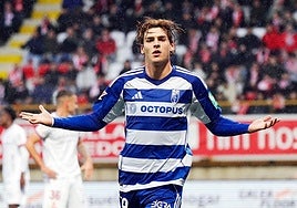 Jorge Pascual celebra su gol.