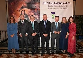 El consejero de Sanidad, Presidencia y Emergencias, Antonio Sanz, en los actos centrales organizados por el Real e Ilustre Colegio Oficial de Farmacéuticos de la Provincia de Sevilla.