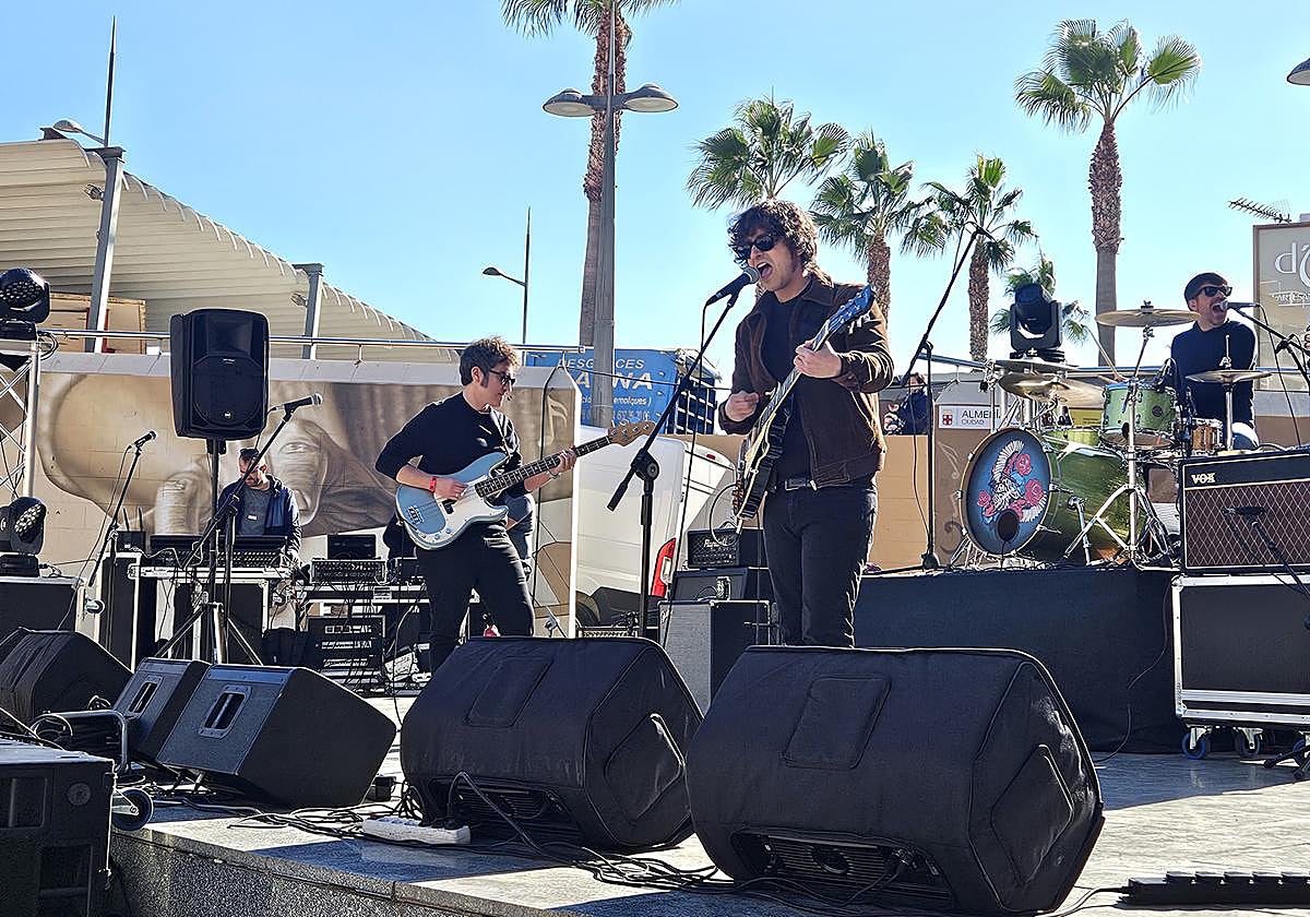 Actuación Happy Moy Fest