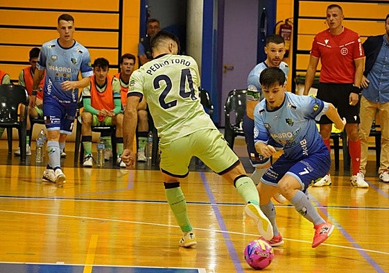 Adrián Rosas puso a Inagroup El Ejido por delante y el partido fue celeste.