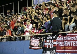 La afición rojiblanca acompañará al equipo en el Pepico Amat y en Andorra.