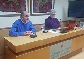 Chirveches y Fernández-Dougnac, durante el acto.