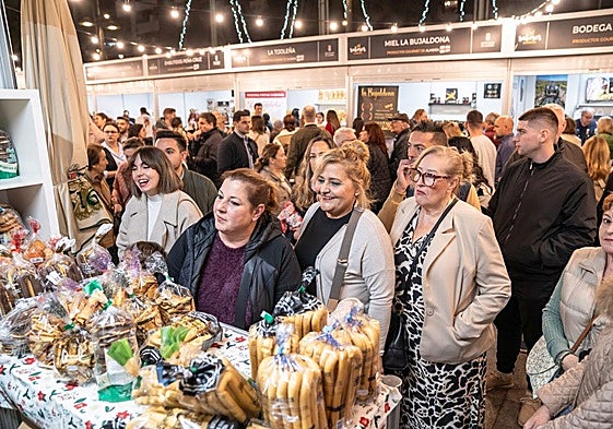 Visitantes a la feria 'Sabores Almería', de archivo.