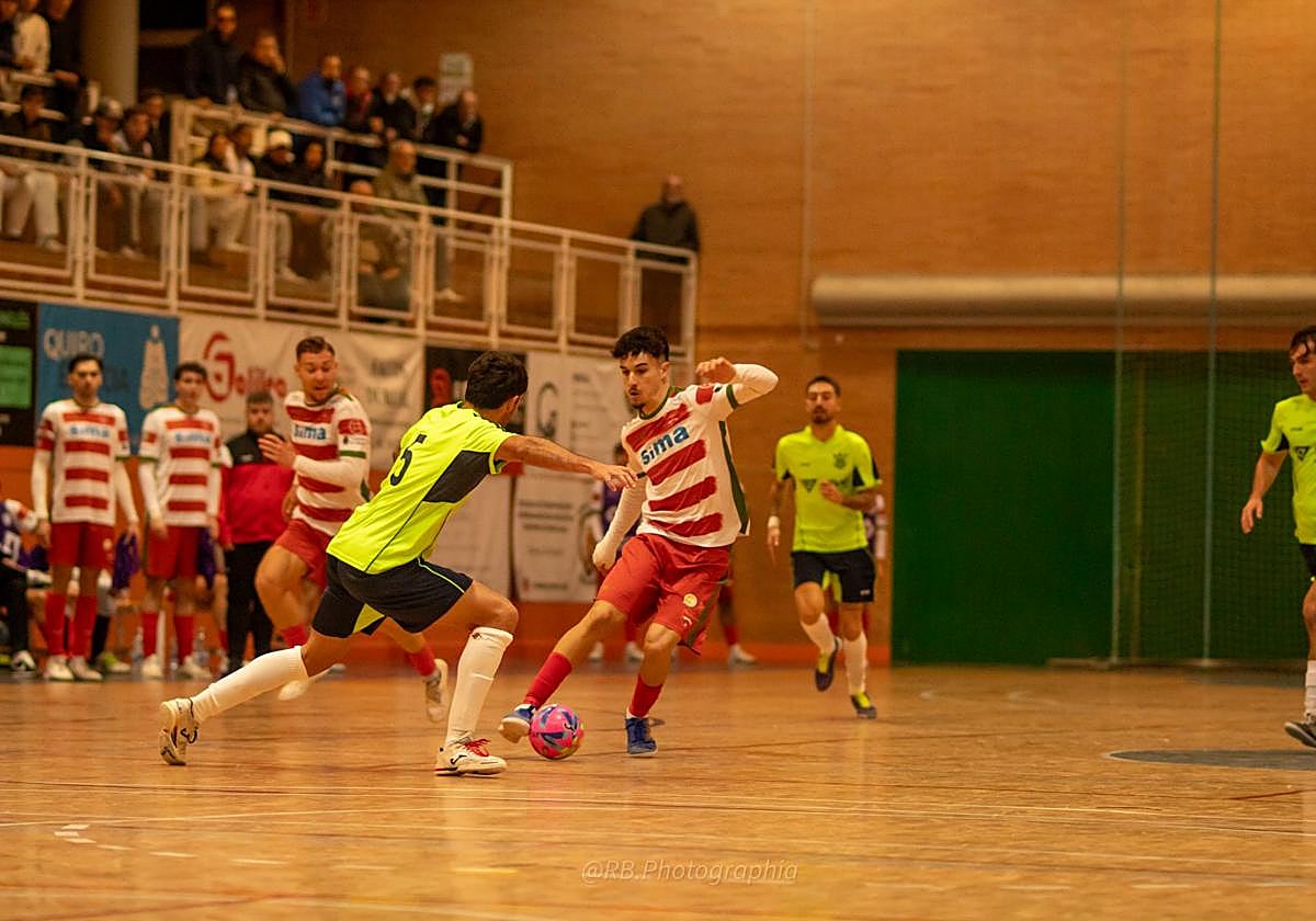 El Sima Granada FS brilla en Núñez Blanca y vence al Malacitano