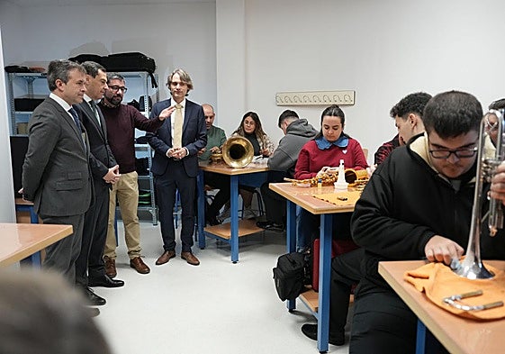 Visita a las distintas instalaciones del Conservatorio.