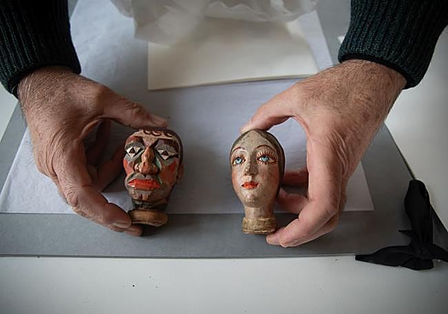 Títeres de Cristobica y La Niña que riega la albahaca.