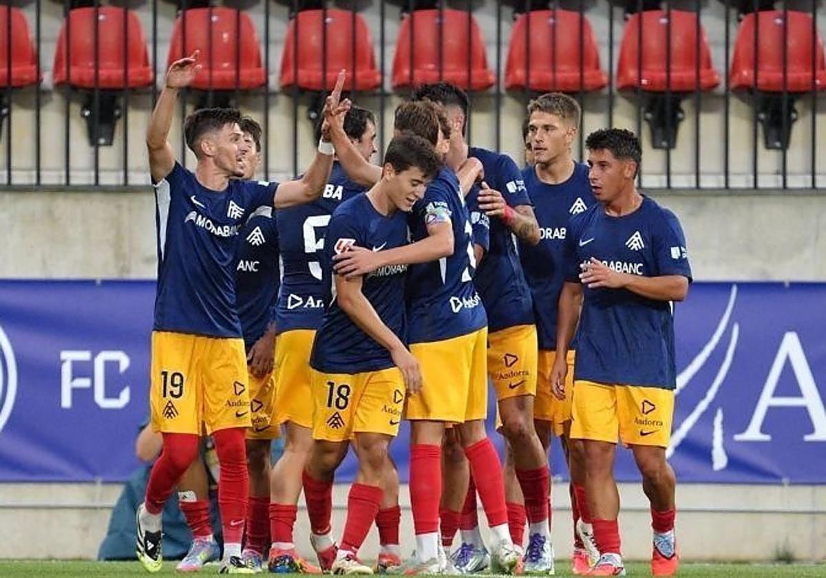 Lo de celebrar para el Andorra no es de uso diario; lleva tres de los últimos 27 puntos.