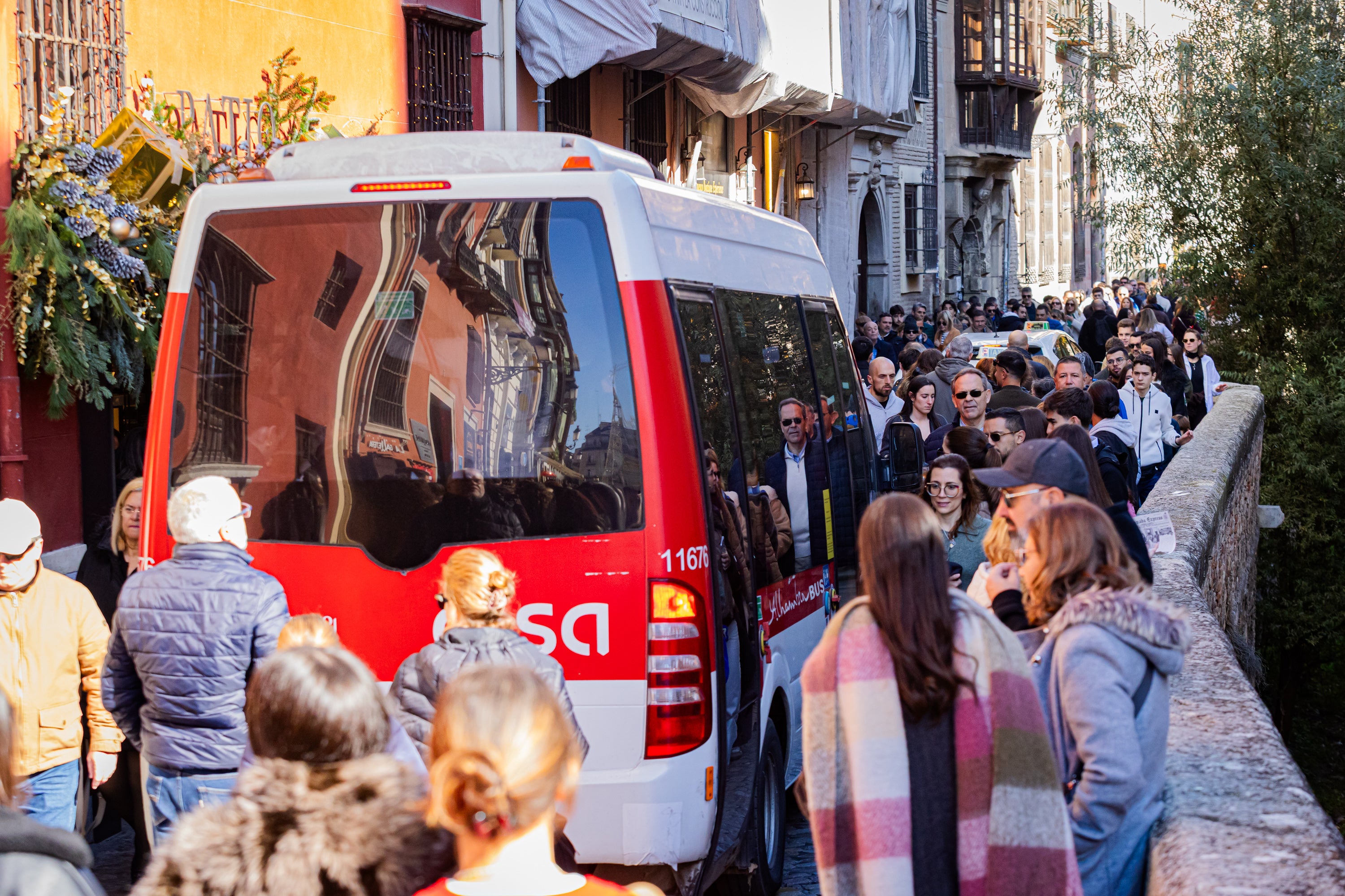 Ambientazo en las calles de Granada