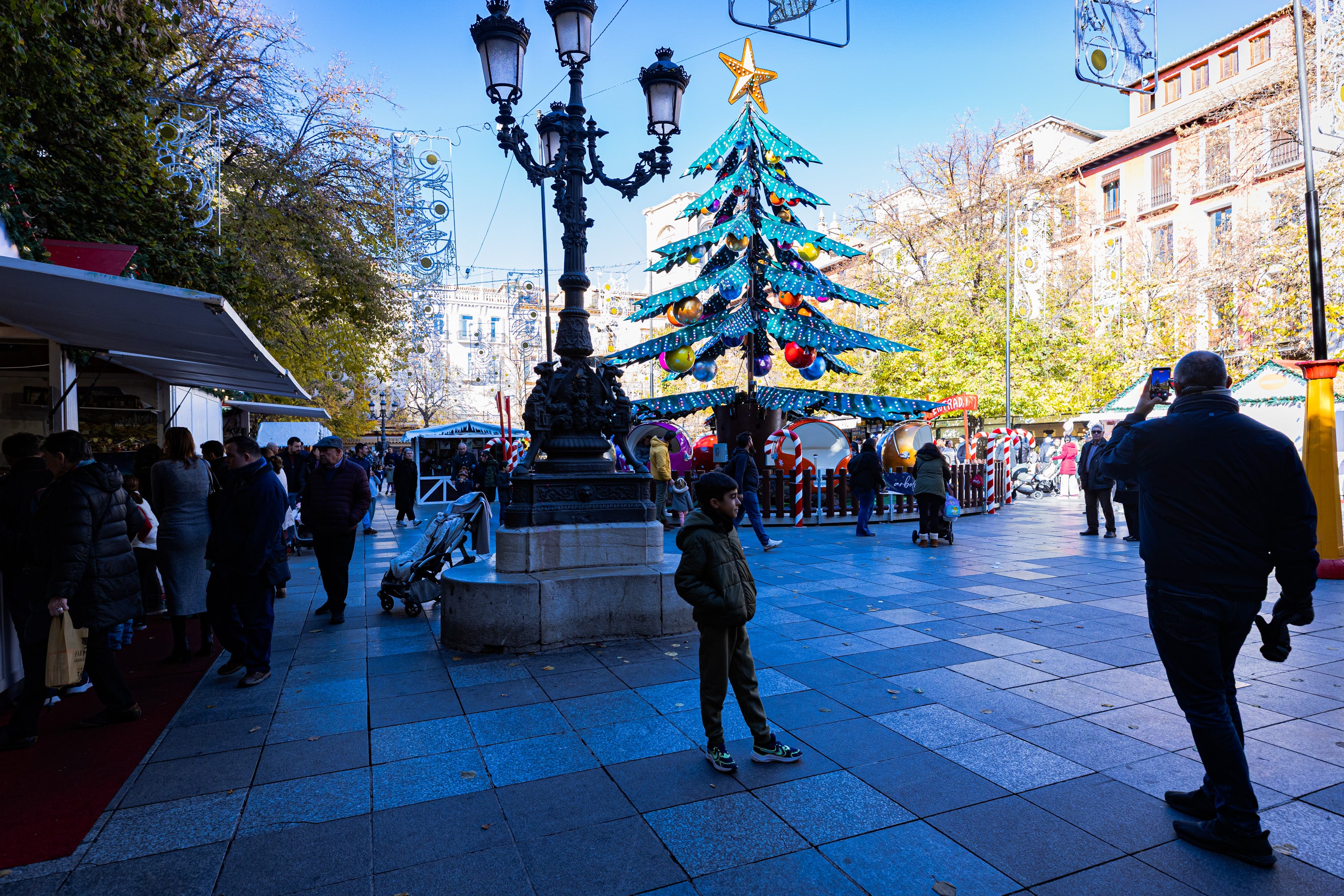 Ambientazo en las calles de Granada