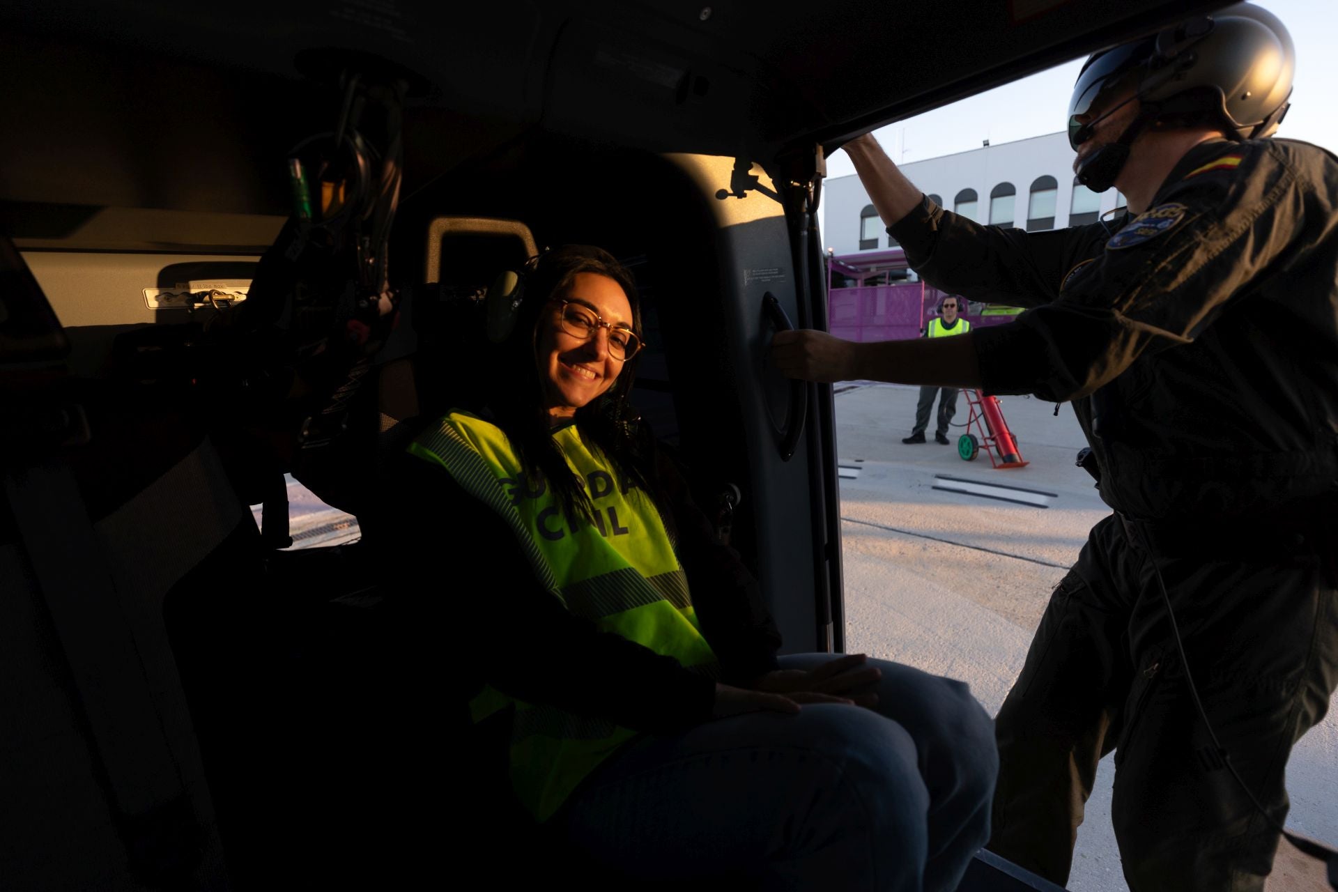 De Los Cármenes a Sierra Nevada: así se ve Granada desde el aire en helicóptero
