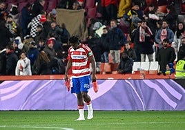 Moha Bouldini, cabizbajo tras el empate con el Ceuta.