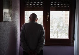 Teléfonos que te salvan de una Navidad solo en Granada