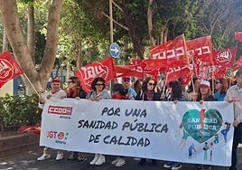 Imagen de archivo de una manifestación en defensa de la sanidad pública organizada en Almería.