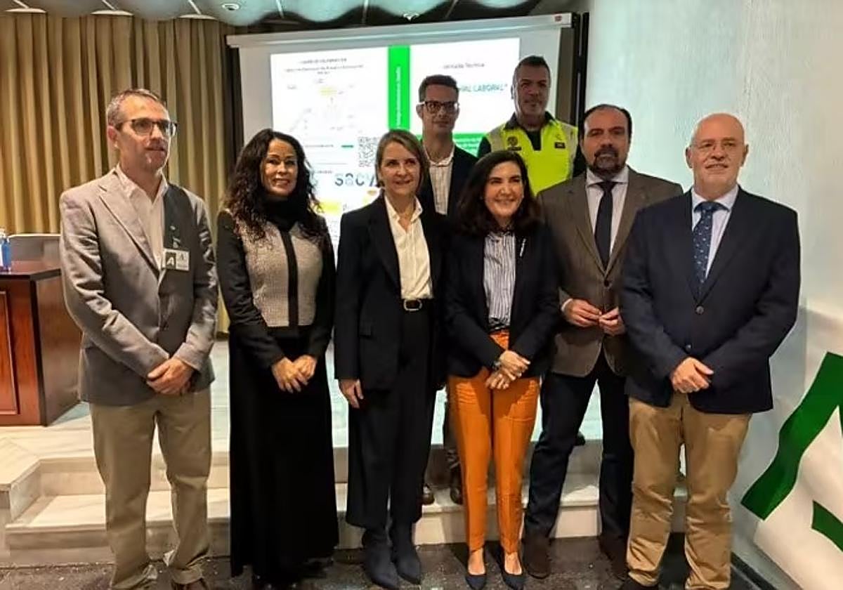 La Junta y la DGT firman un Protocolo de colaboración para mejorar la seguridad vial laboral en Andalucía.