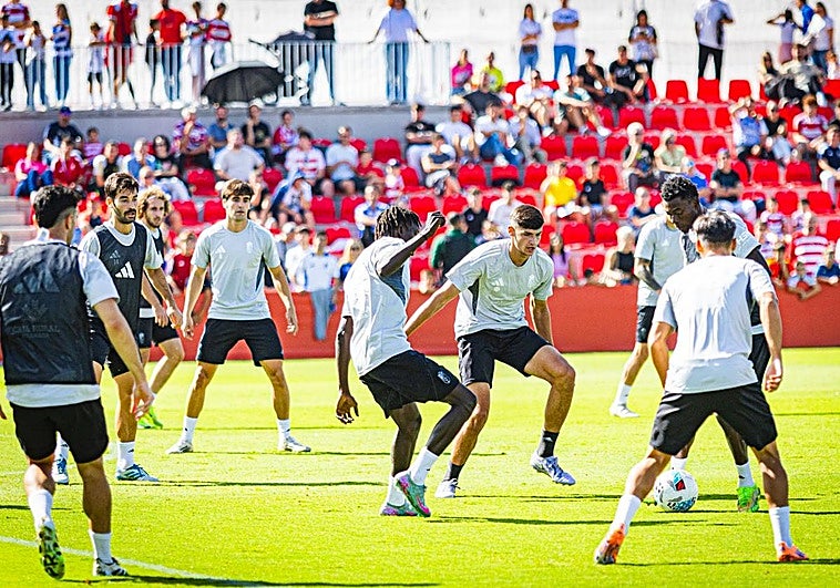 El Granada entrenará ante su afición el día de la Cabalgata por la Copa