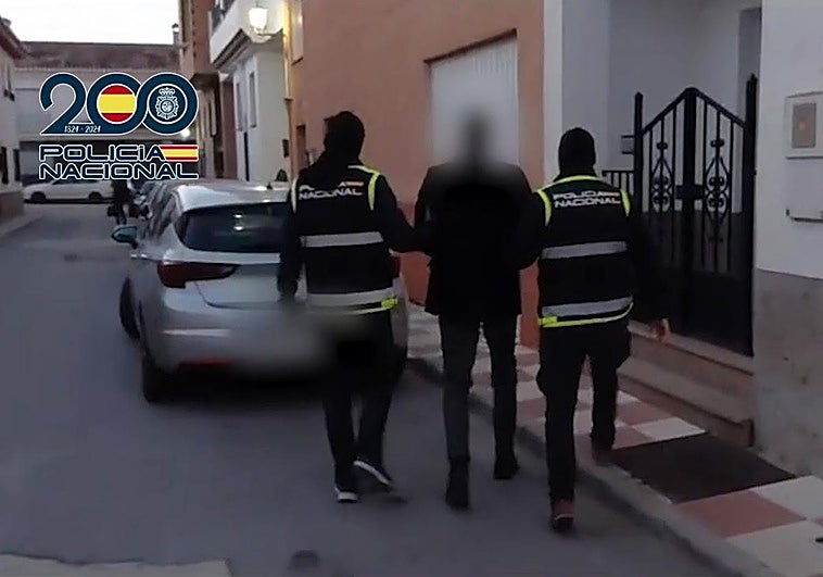 Ultras de Burgos y Cartagena participaron en la pelea entre radicales antes del Granada-Cádiz: hay 57 detenidos