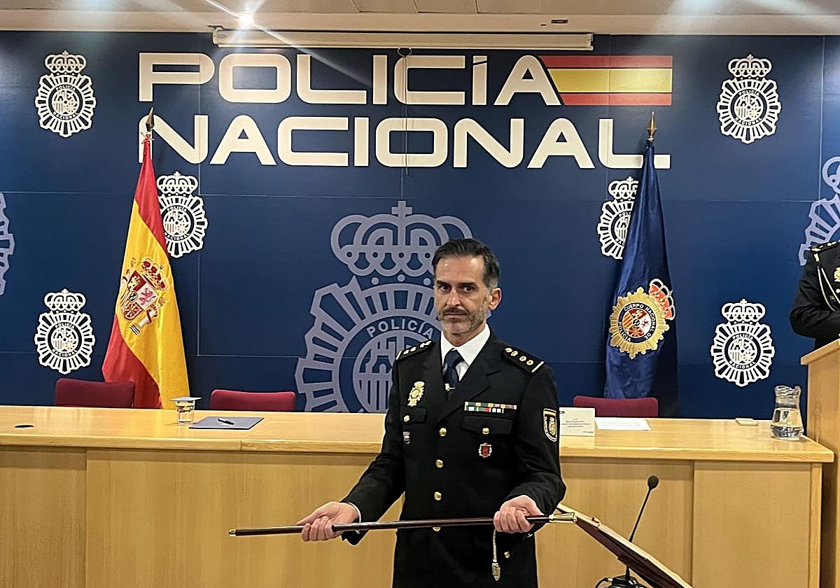 El nuevo comisario jefe de Granada toma posesión y pone el foco en el crimen organizado