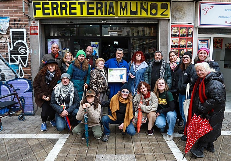 Emotivo adiós al histórico ferretero del Realejo