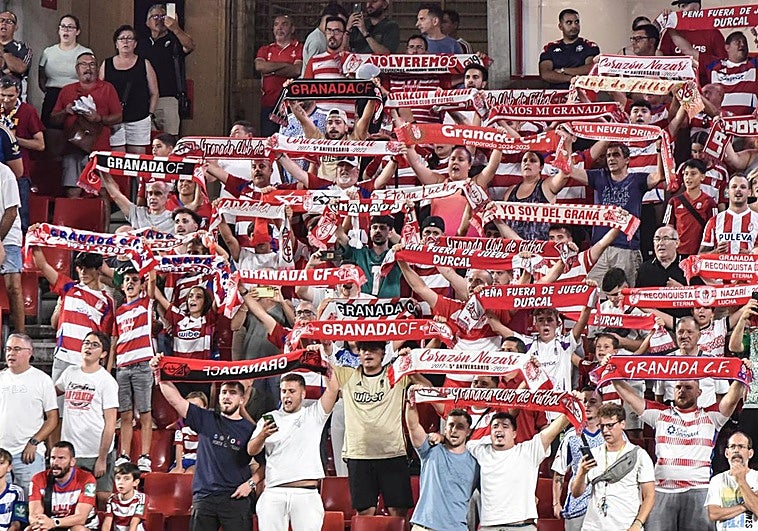 El Granada lanza nuevos abonos para lo que queda de temporada: entre 30 y 500 euros