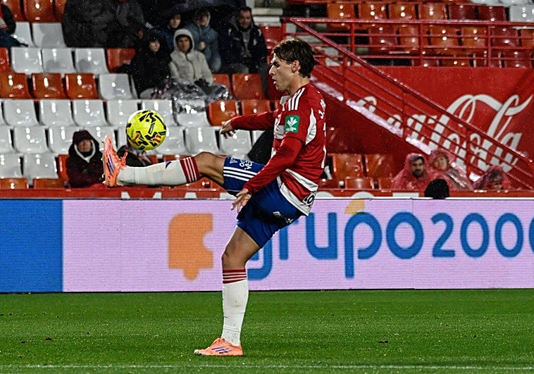 Jorge Pascual vuelve a quedarse sin plomo