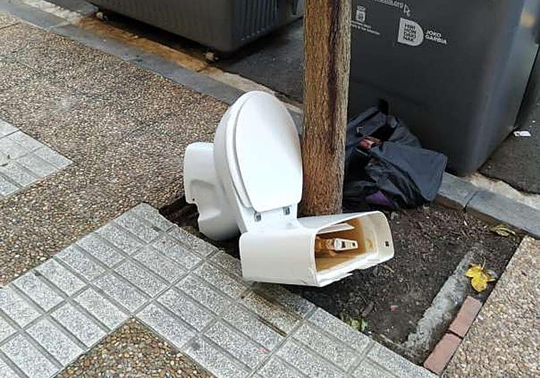 El caso de la «apropiación indebida» de dos váteres de una caseta del Corpus