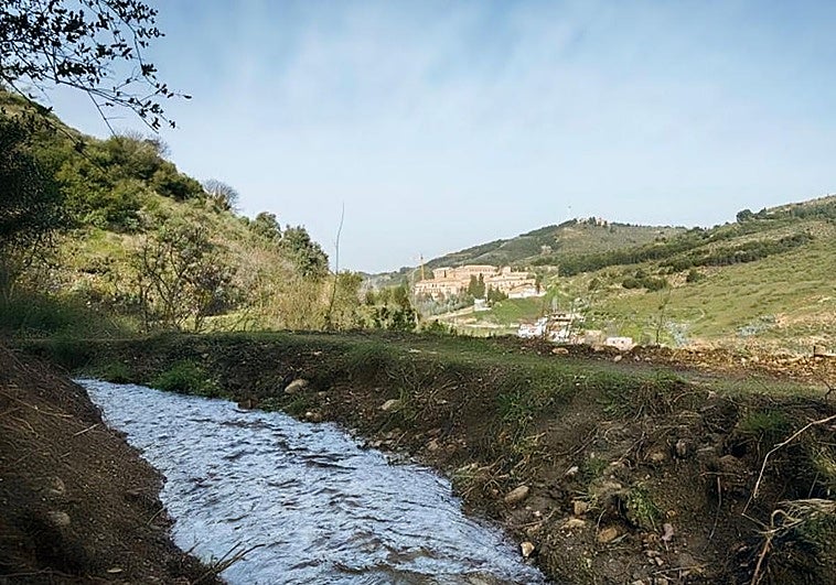 Un paseo por la Acequia Real de la Alhambra para aprovechar la subida de las temperaturas