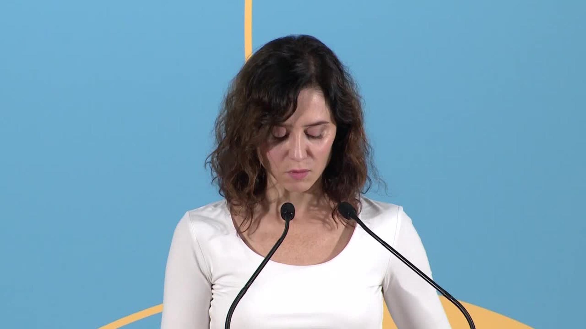 Ayuso, tras críticas a la dimisión de Mazón: 