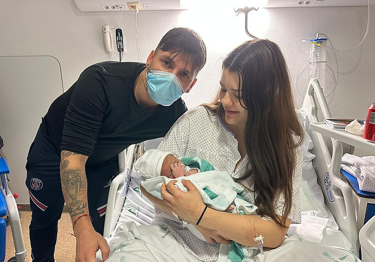 Naima, la primera granadina que viene al mundo en 2026