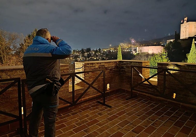 Centinelas del patrimonio de Granada en la última noche del año