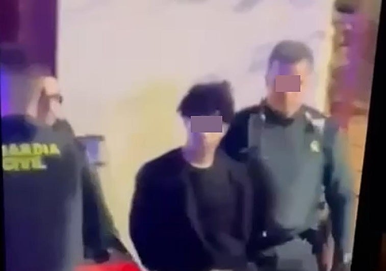 La Guardia Civil detiene a un menor por apuñalar a un joven en La Zubia