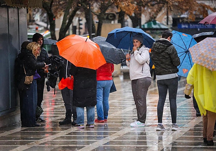 Las horas críticas de lluvia el día de la cabalgata de Reyes y las posibilidades de nevada en Granada